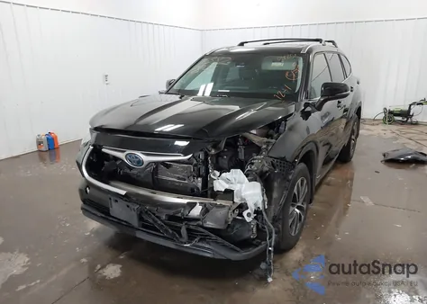 2021 Toyota Highlander Hybrid Xle z USA, uszkodzony, nr VIN 5TDHBRCH8MS535597